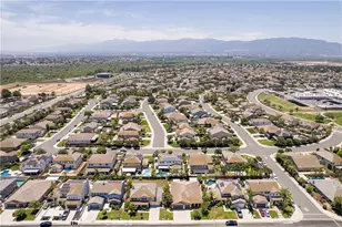 14268 Sunny Brook Ln, Eastvale, CA 92880 - Photo 38