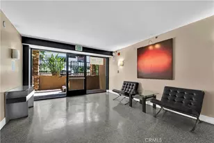 5535 Canoga, Woodland Hills, CA 91367 - Photo 2