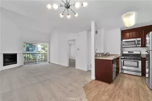 5535 Canoga, Woodland Hills, CA 91367 - Photo 4