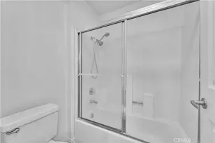5535 Canoga, Woodland Hills, CA 91367 - Photo 18