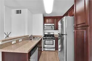5535 Canoga, Woodland Hills, CA 91367 - Photo 10