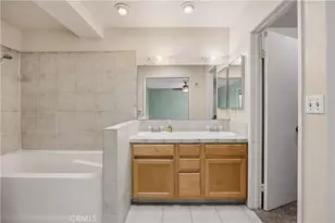 17943 Magnolia Blvd, Encino, CA 91316 - Photo 20
