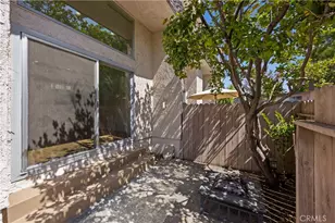 17943 Magnolia Blvd, Encino, CA 91316 - Photo 12