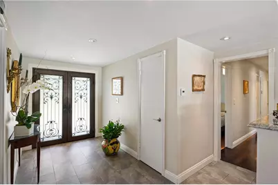 22441 Martha, Woodland Hills, CA 91367 - Photo 6