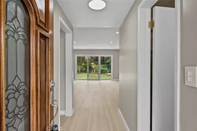 11600 De Celis Pl, Granada Hills, CA 91344 - Photo 2
