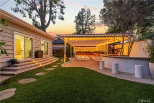 22125 Ave Morelos, Woodland Hills, CA 91364 - Photo 4