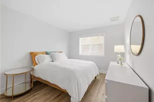 25710 Holiday, Stevenson Ranch, CA 91381 - Photo 14