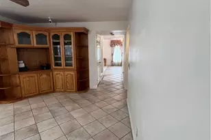 25225 Sagecrest Cir, Stevenson Ranch, CA 91381 - Photo 18