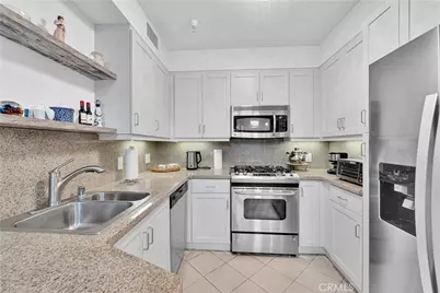 267 S San Pedro #218, Los Angeles, CA 90012 - Photo 12
