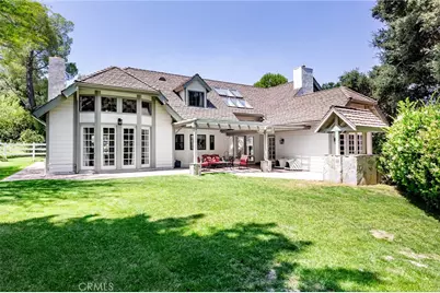 15601 Saddleback Road, Canyon Country, CA 91387 - Photo 2
