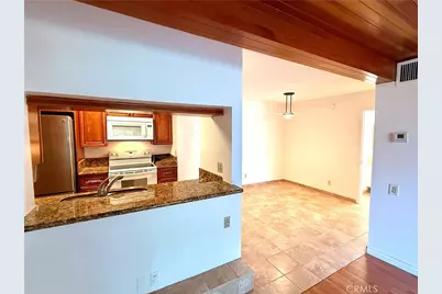 5460 White Oak #E228, Encino, CA 91316 - Photo 6