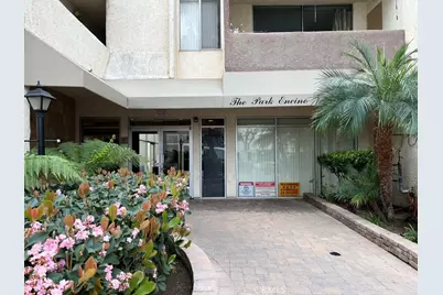 5325 Newcastle #330, Encino, CA 91316 - Photo 24