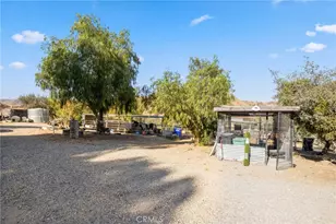 30325 N Brandywine Canyon, Canyon Country, CA 91351 - Photo 34