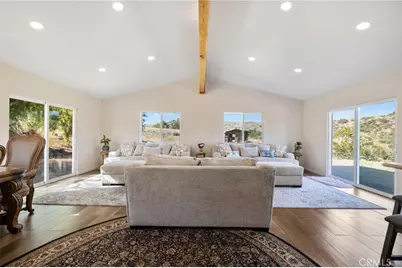 30325 N Brandywine Canyon, Canyon Country, CA 91351 - Photo 14