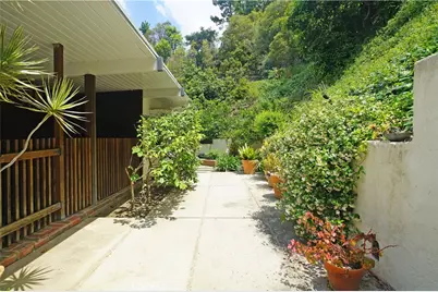 1364 Braeridge Drive, Beverly Hills, CA 90210 - Photo 26