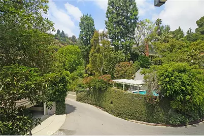 1364 Braeridge Drive, Beverly Hills, CA 90210 - Photo 14