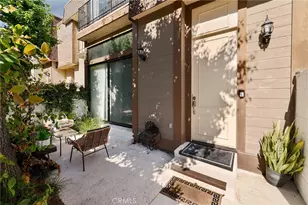13925 Riverside Dr, Sherman Oaks, CA 91423 - Photo 4