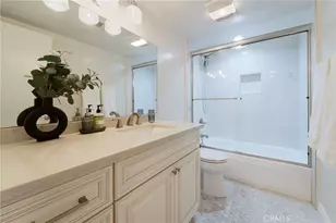 13925 Riverside Dr, Sherman Oaks, CA 91423 - Photo 14