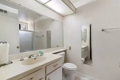 8601 Sunland Boulevard #20, Los Angeles, CA 91352 - Photo 20