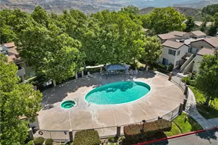 21346 Nandina, Newhall, CA 91321 - Photo 28