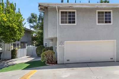 18985 Gault, Reseda, CA 91335 - Photo 2