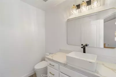 18985 Gault, Reseda, CA 91335 - Photo 10