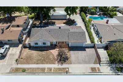 10600 Garden Grove, Porter Ranch, CA 91326 - Photo 2