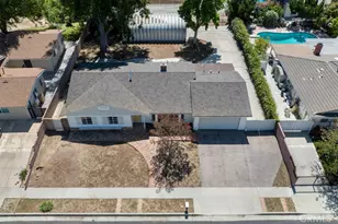 10600 Garden Grove, Porter Ranch, CA 91326 - Photo 2