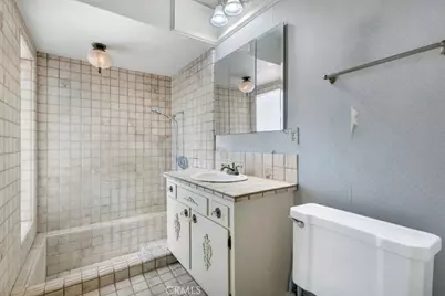 10600 Garden Grove, Porter Ranch, CA 91326 - Photo 20