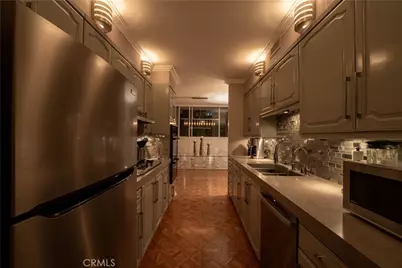8787 Shoreham Drive #201, West Hollywood, CA 90069 - Photo 22