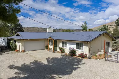 40002 97th, Leona Valley, CA 93551 - Photo 2