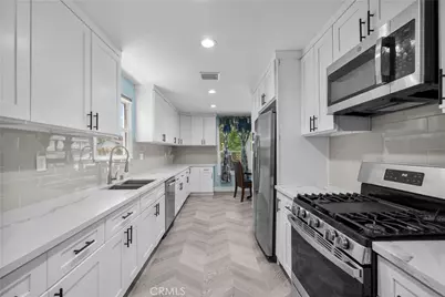 20110 Kinzie, Chatsworth, CA 91311 - Photo 16