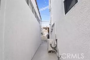 1211 Cole, Los Angeles, CA 90038 - Photo 18