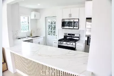 1211 Cole, Los Angeles, CA 90038 - Photo 14