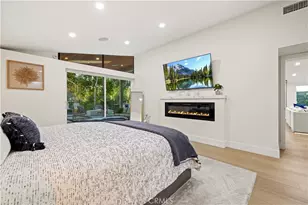 22263 Flanco, Woodland Hills, CA 91364 - Photo 38