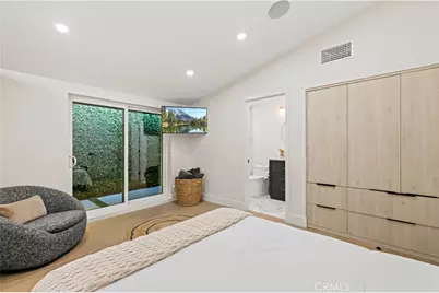 22263 Flanco, Woodland Hills, CA 91364 - Photo 46
