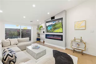 22263 Flanco, Woodland Hills, CA 91364 - Photo 22