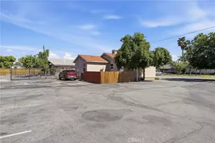 325 McCord Ave, Bakersfield, CA 93308 - Photo 4