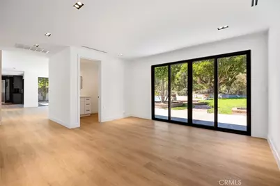 16417 Knollwood Drive, Granada Hills, CA 91344 - Photo 12