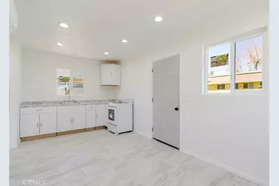 44632 Fern Avenue, Lancaster, CA 93534 - Photo 34