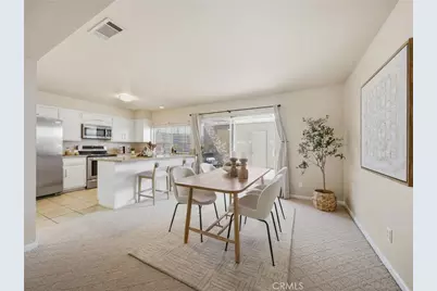 24369 La Glorita, Newhall, CA 91321 - Photo 8