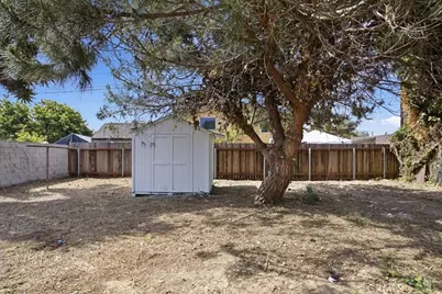 168 Lark Street, Oxnard, CA 93033 - Photo 22