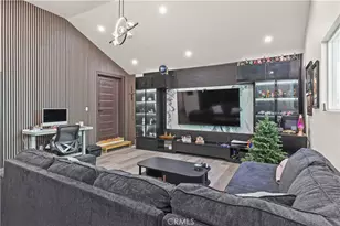2240 N Parish, Burbank, CA 91504 - Photo 8
