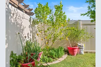 15912 Austin Court, Canyon Country, CA 91387 - Photo 34