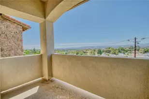 21976 Cortina, Chatsworth, CA 91311 - Photo 8