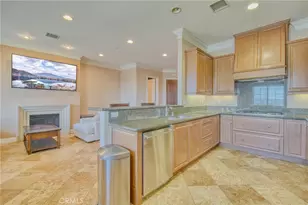 21976 Cortina, Chatsworth, CA 91311 - Photo 6