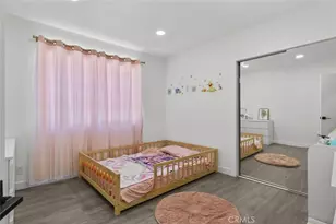 17441 Rayen St, Sherwood Forest, CA 91325 - Photo 32