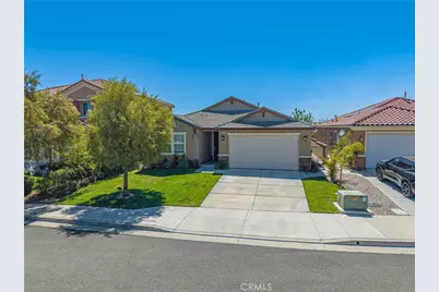 20311 Amorette Court, Saugus, CA 91350 - Photo 2