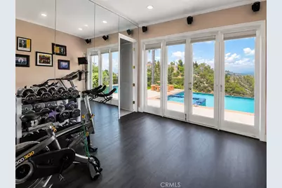 19167 Briarfield Way, Tarzana, CA 91356 - Photo 34