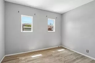 7315 Woodley, Van Nuys, CA 91406 - Photo 14